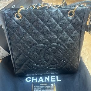Chanel Vintage Black Caviar CC Chain Tote
